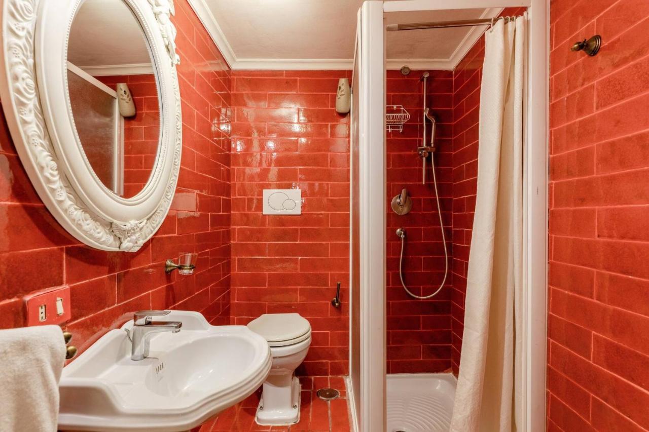 Rome Right In The Ancient Historical Center Two Bedrooms Two Bath, Up To 6 Pax Экстерьер фото